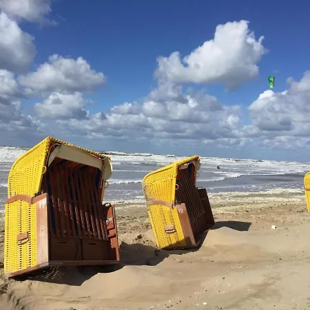 Konukevi At The Beach Egmond 4*